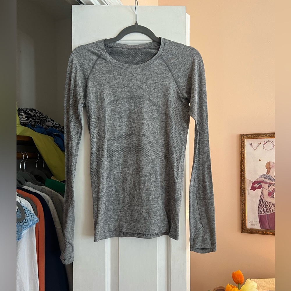 Grey Swiftly Tech Long sleeve - normal length size 6